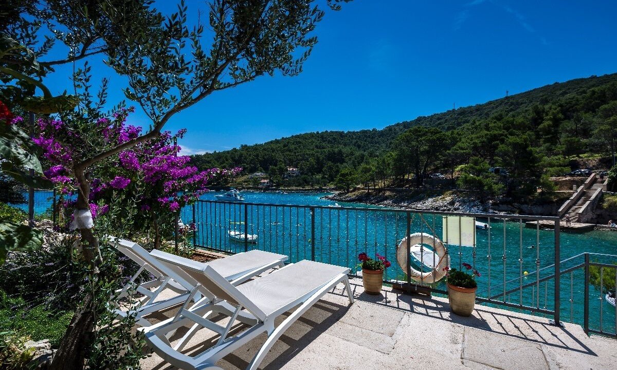 Photo of Patio Balcony in Cove Murtar