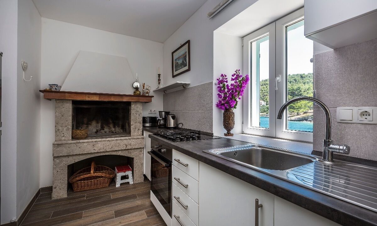 Photo of Kitchen in Cove Murtar