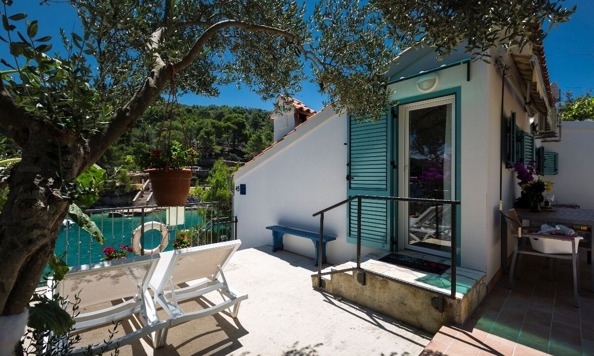 Photo of Patio Balcony in Cove Murtar