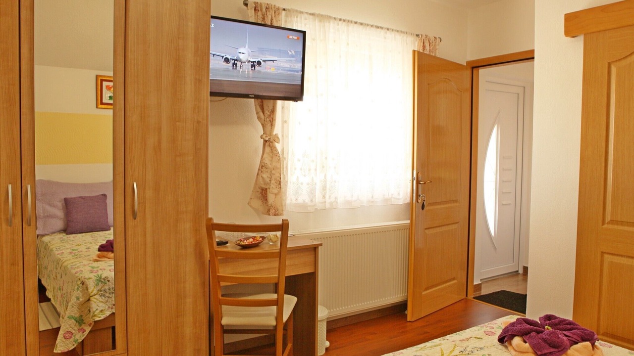 Photo of Bedroom in Vrhovine