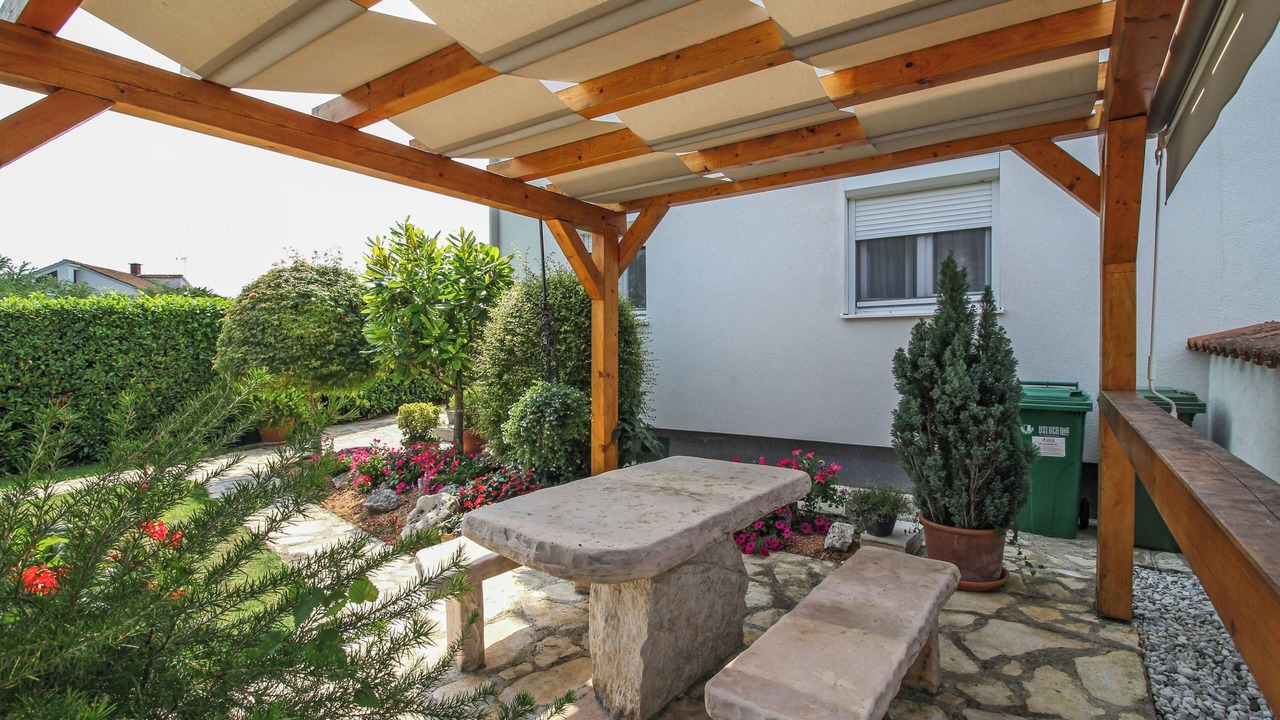 Photo of Outdoor in Vrvari