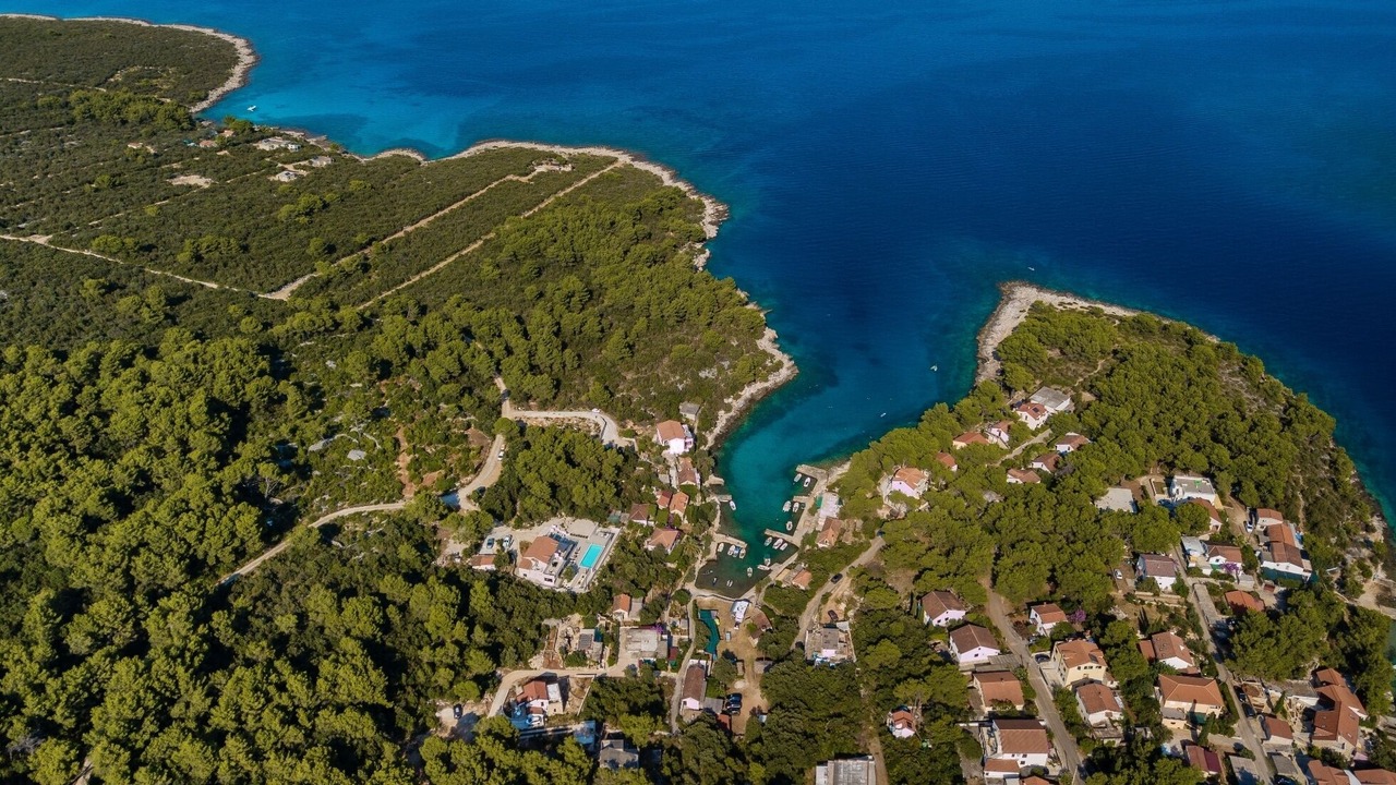 Photo of Outdoor in Cove Basina (Jelsa)