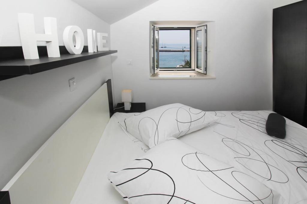 Photo of Bedroom in Makarska Old Town