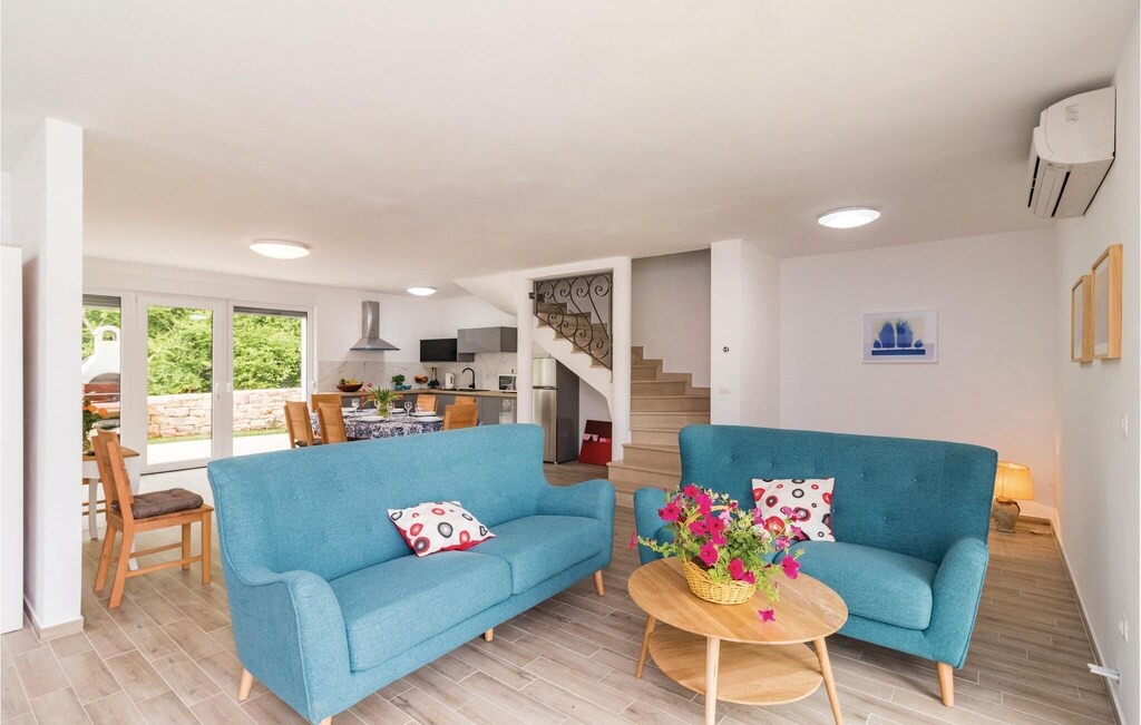 Photo of Livingroom in Putini