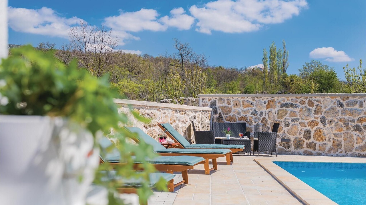 Photo of Outdoor in Drnis
