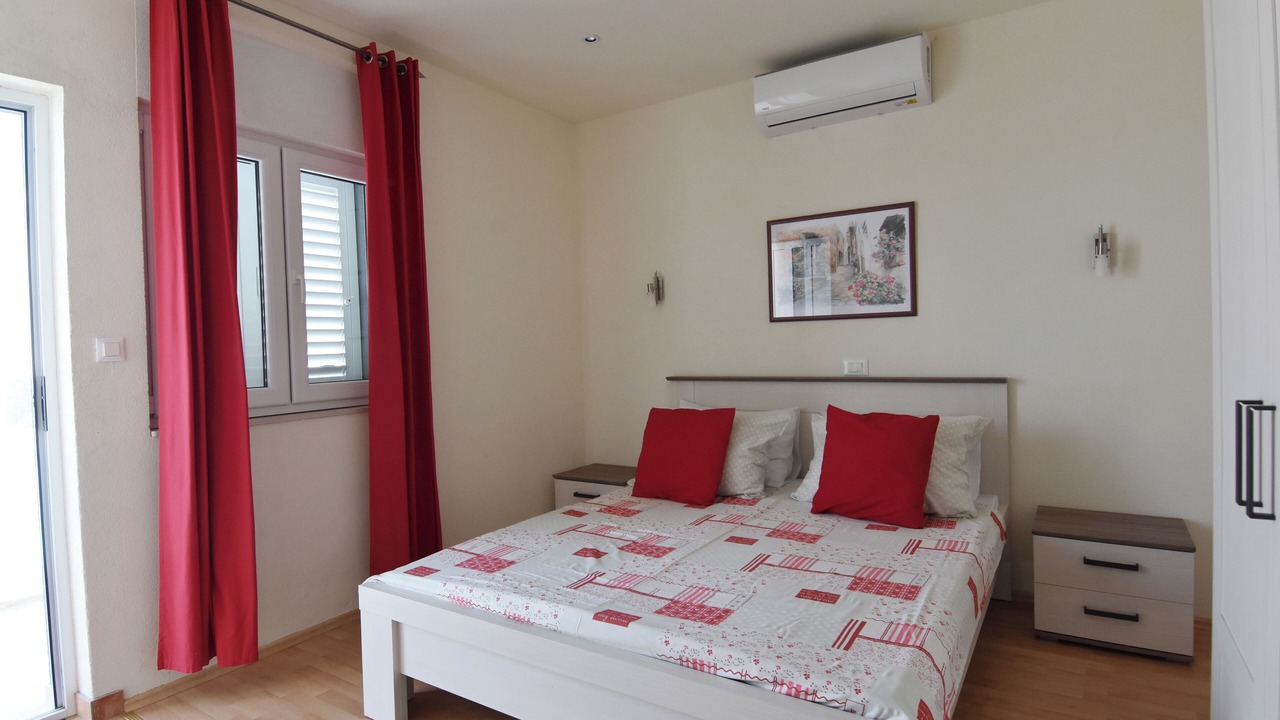 Photo of Bedroom in Podgora