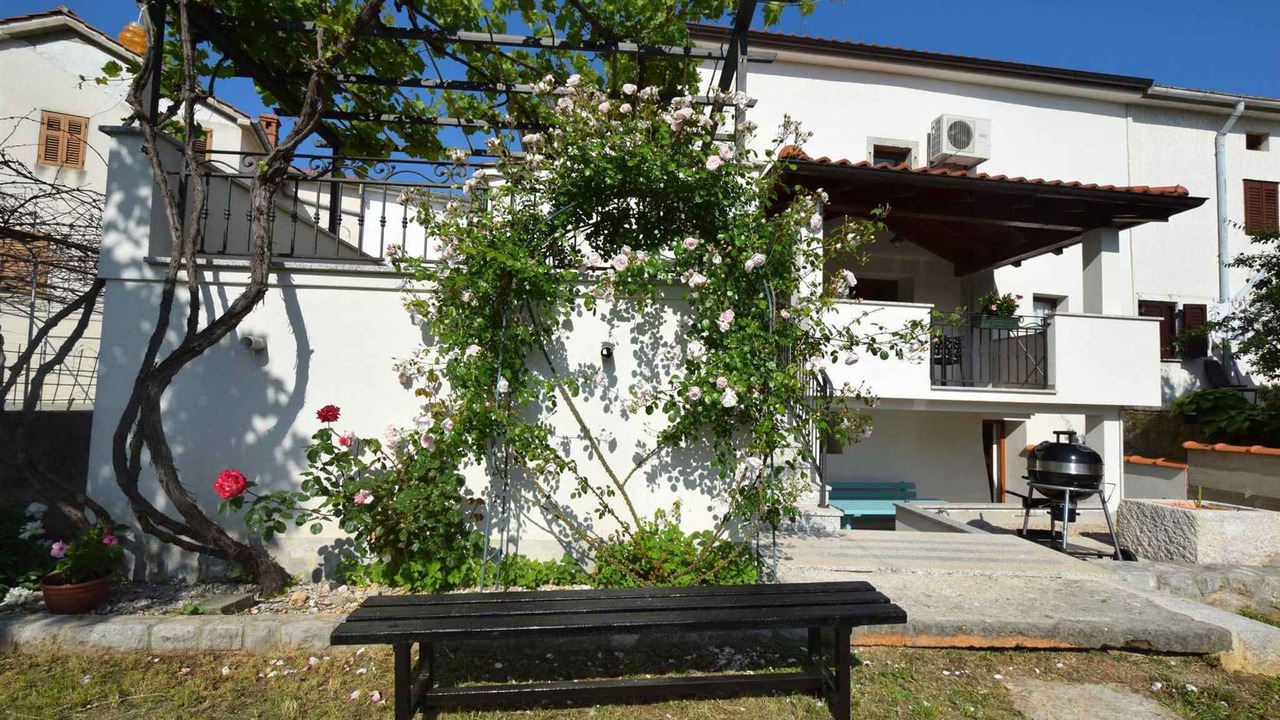 Photo of Patio Balcony in Zidarici