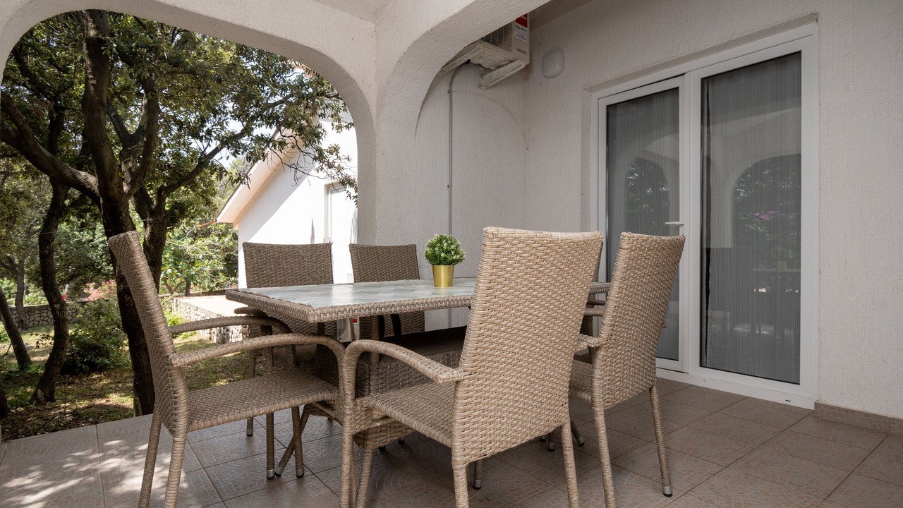 Photo of Outdoor in Mandre