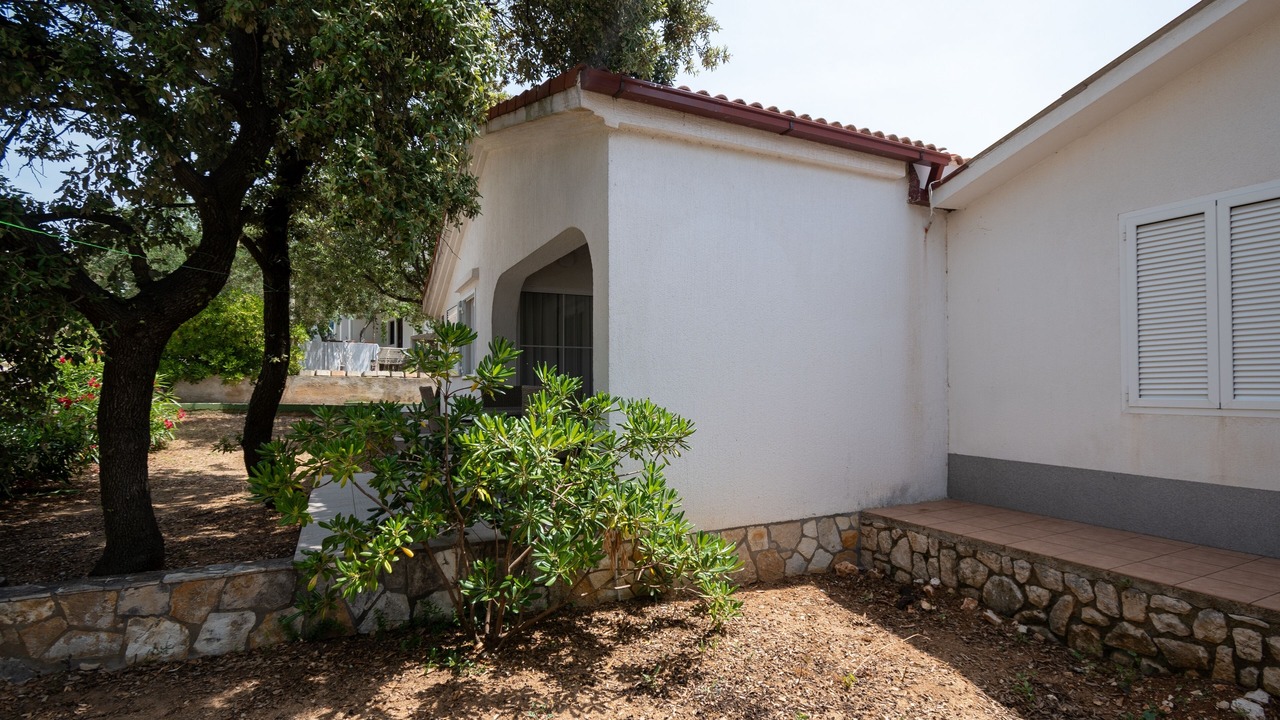 Photo of Outdoor in Mandre
