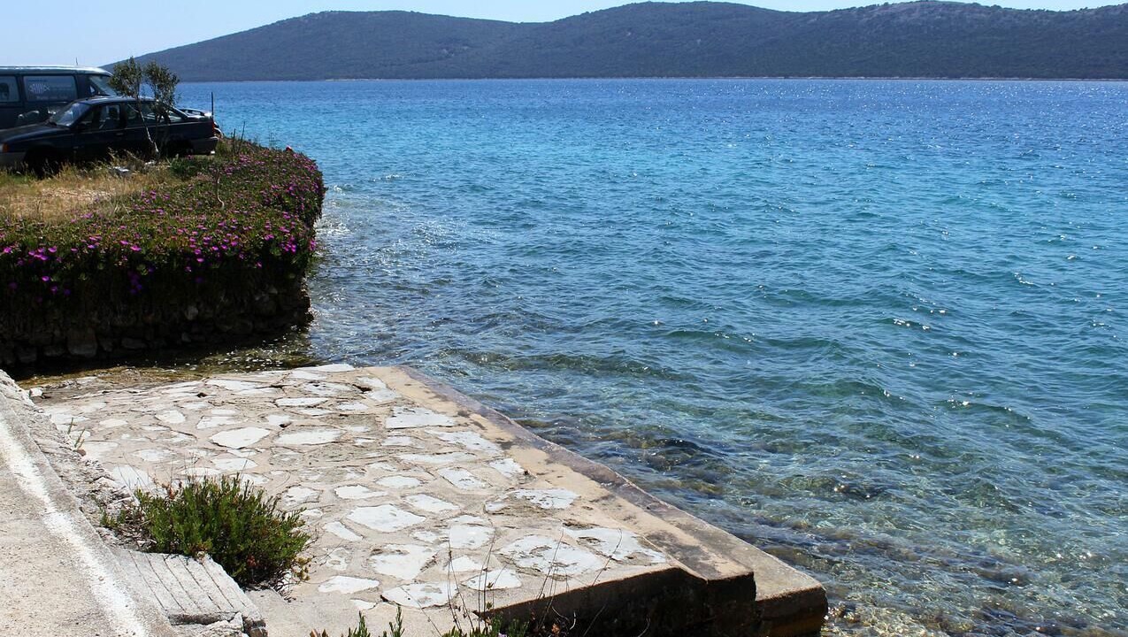 Photo of Others in Molat