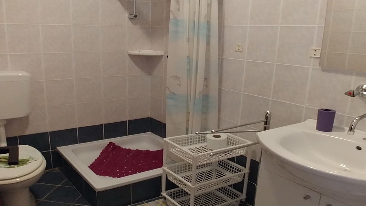 Photo of Bathroom in Molat