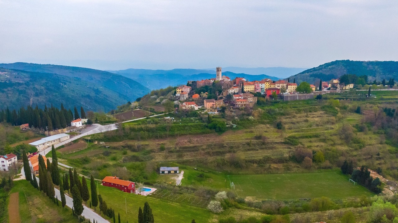Photo of Outdoor in Oprtalj