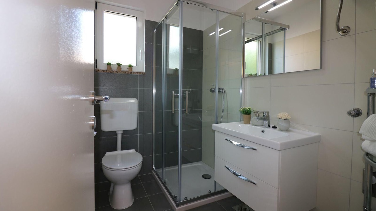 Photo of Bathroom in Vrvari