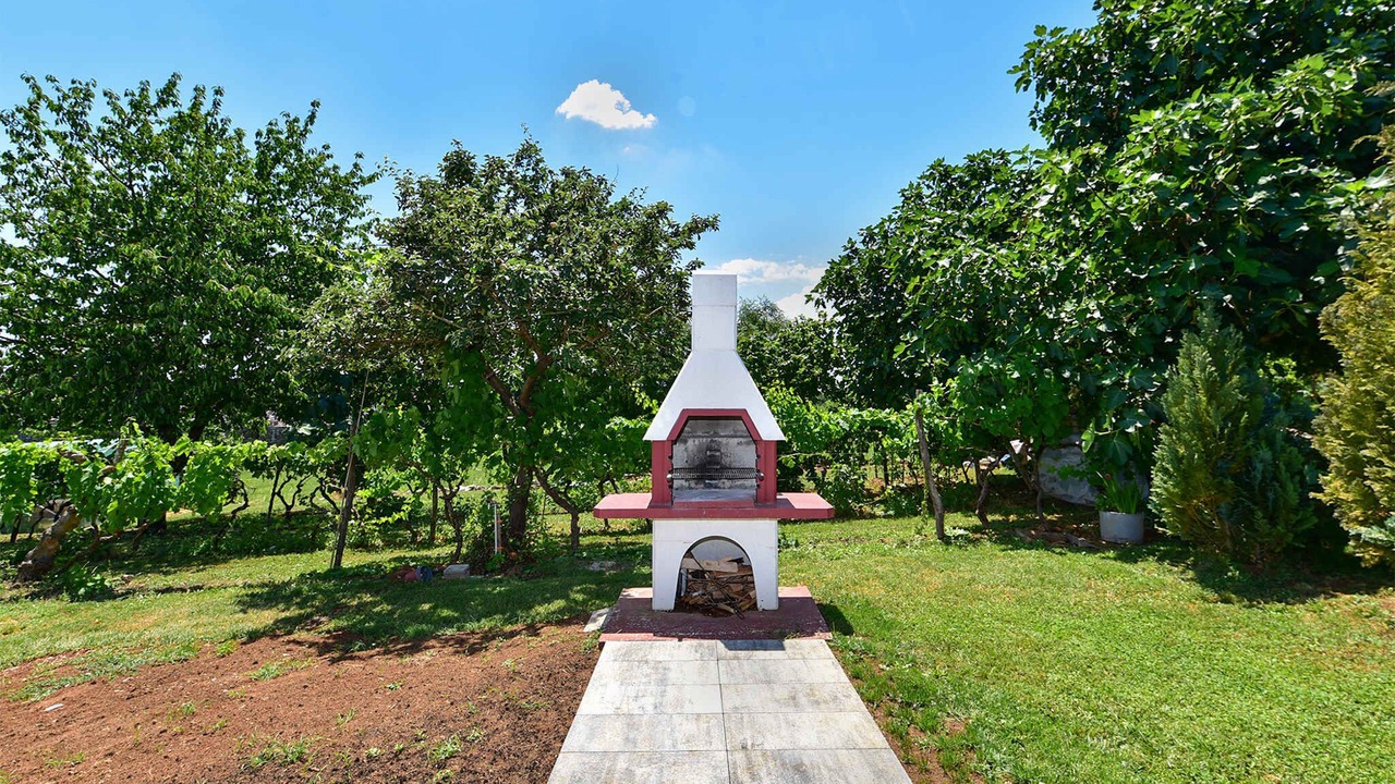 Photo of Outdoor in Zminj