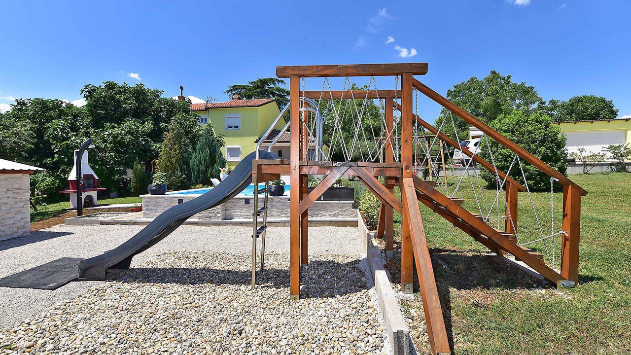 Photo of Others in Zminj
