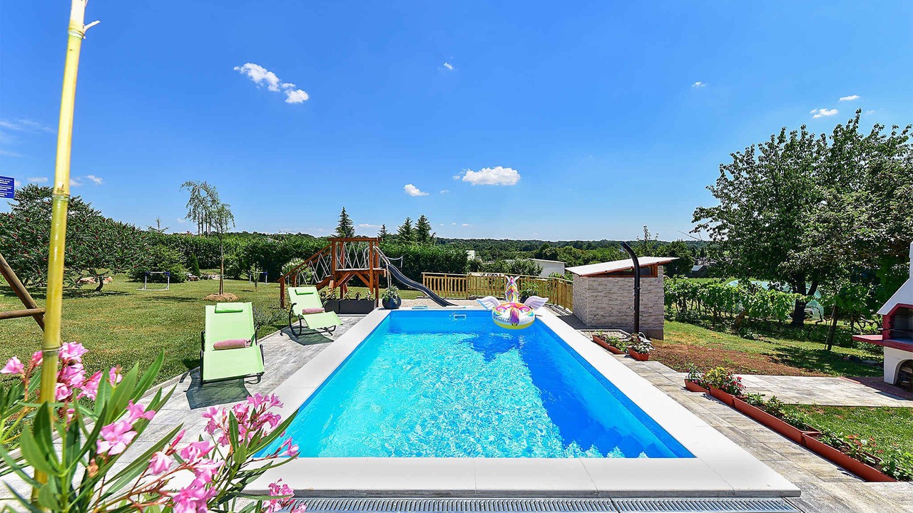 Photo of Outdoor in Zminj