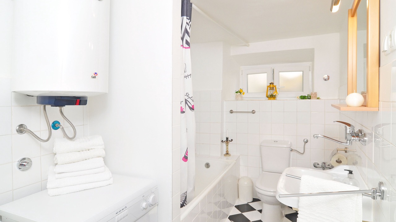 Photo of Bathroom in Veliki Drvenik