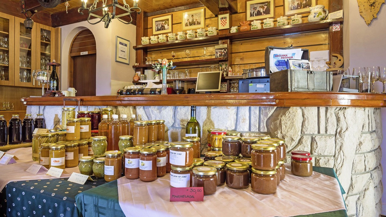 Photo of Others in Martinski