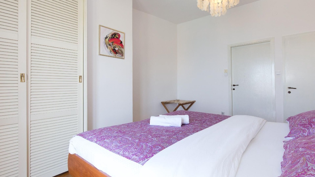 Photo of Bedroom in Vantacici
