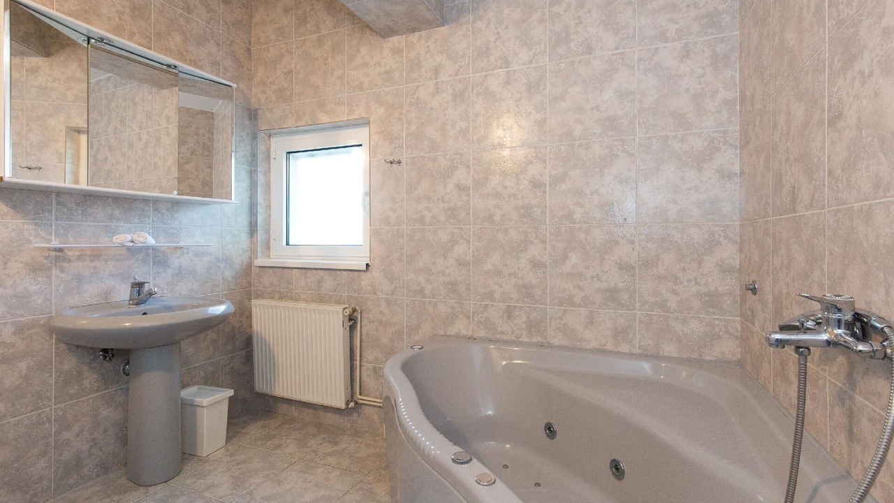 Photo of Bathroom in Vantacici