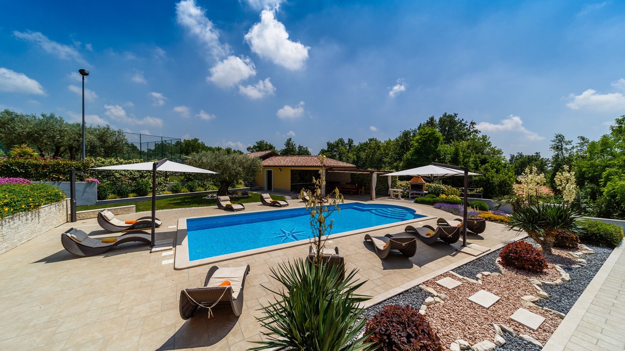 Photo of Outdoor in Materada