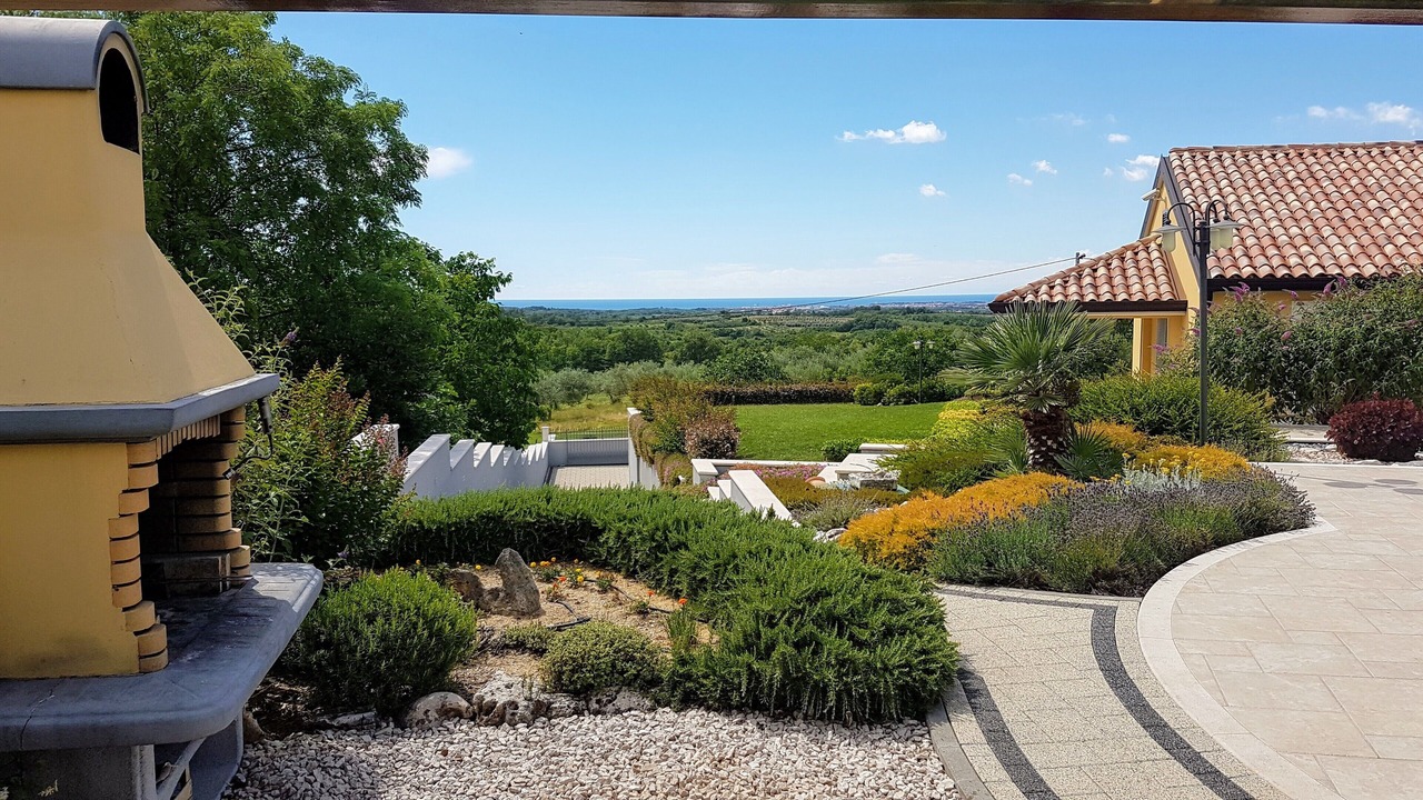 Photo of Outdoor in Materada