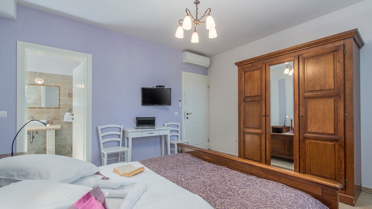 Photo of Bedroom in Selina