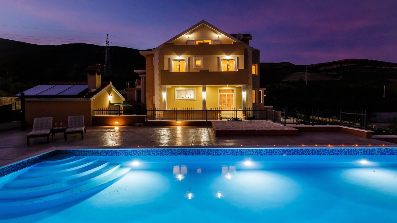 Photo of Outdoor in Rudine