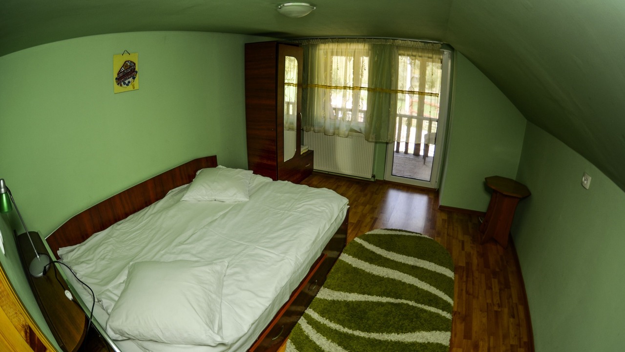 Photo of Bedroom in Dambovicioara