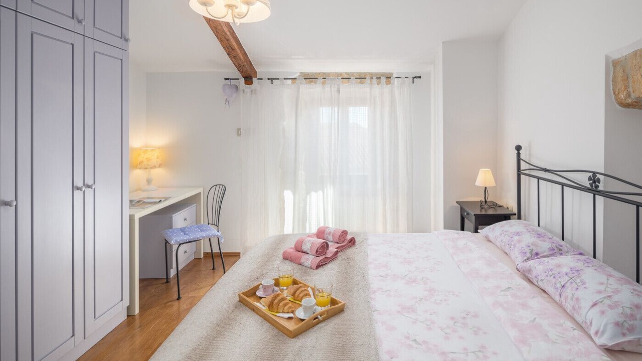 Photo of Bedroom in Gulici