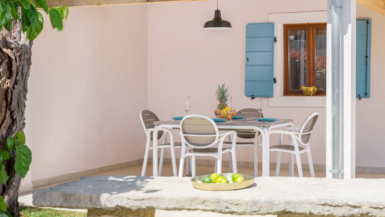 Photo of Outdoor in Gulici