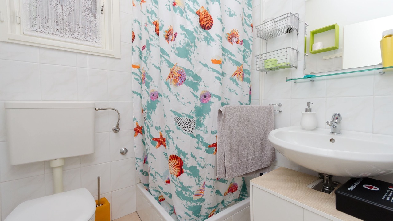 Photo of Bathroom in Obrs