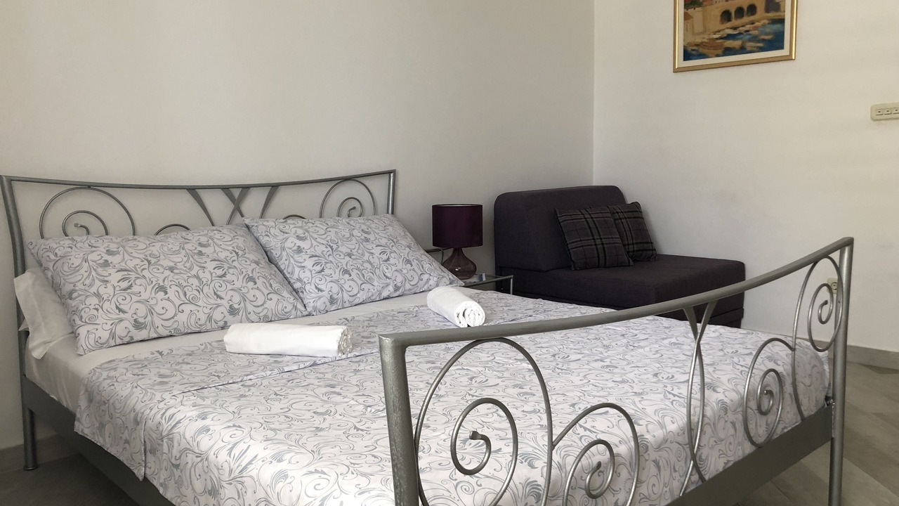 Photo of Bedroom in Gornji Kono