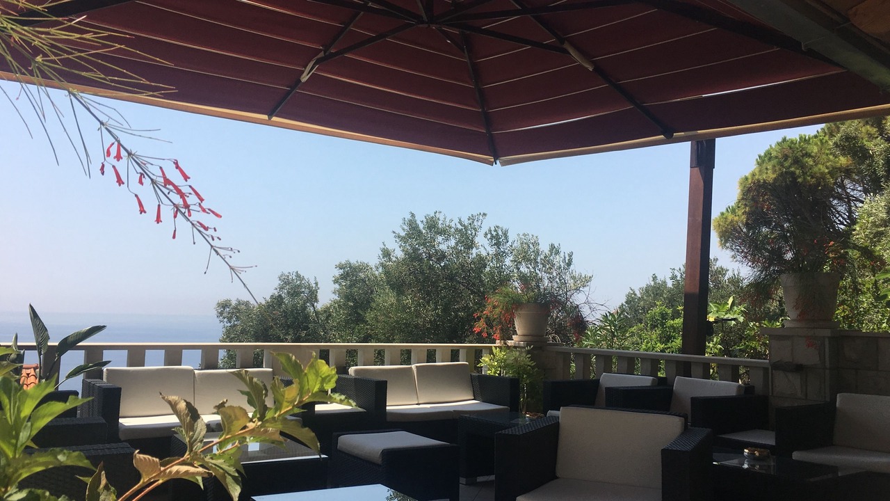 Photo of Patio Balcony in Gornji Kono
