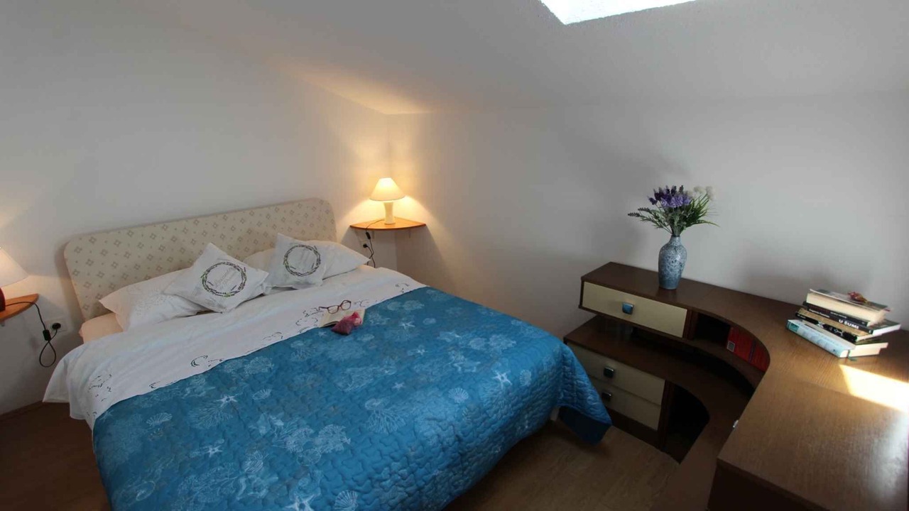 Photo of Bedroom in Porat