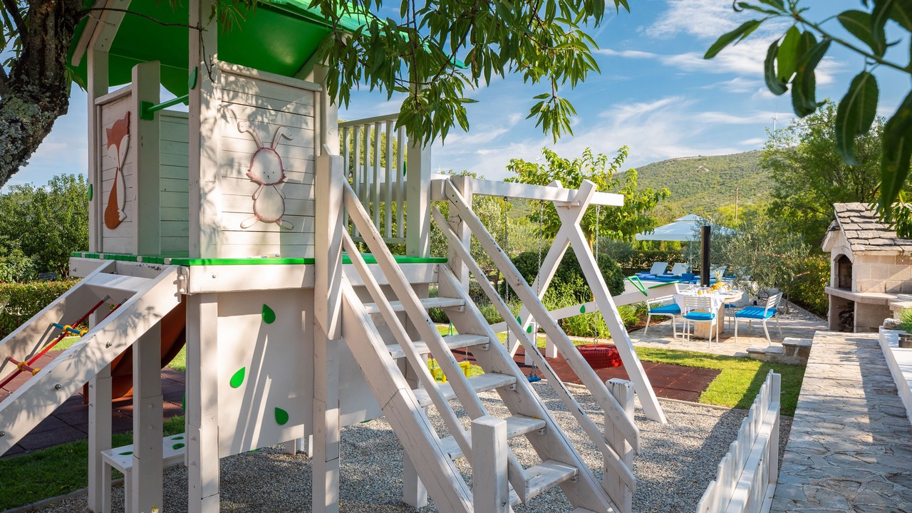 Photo of Others in Bristivica