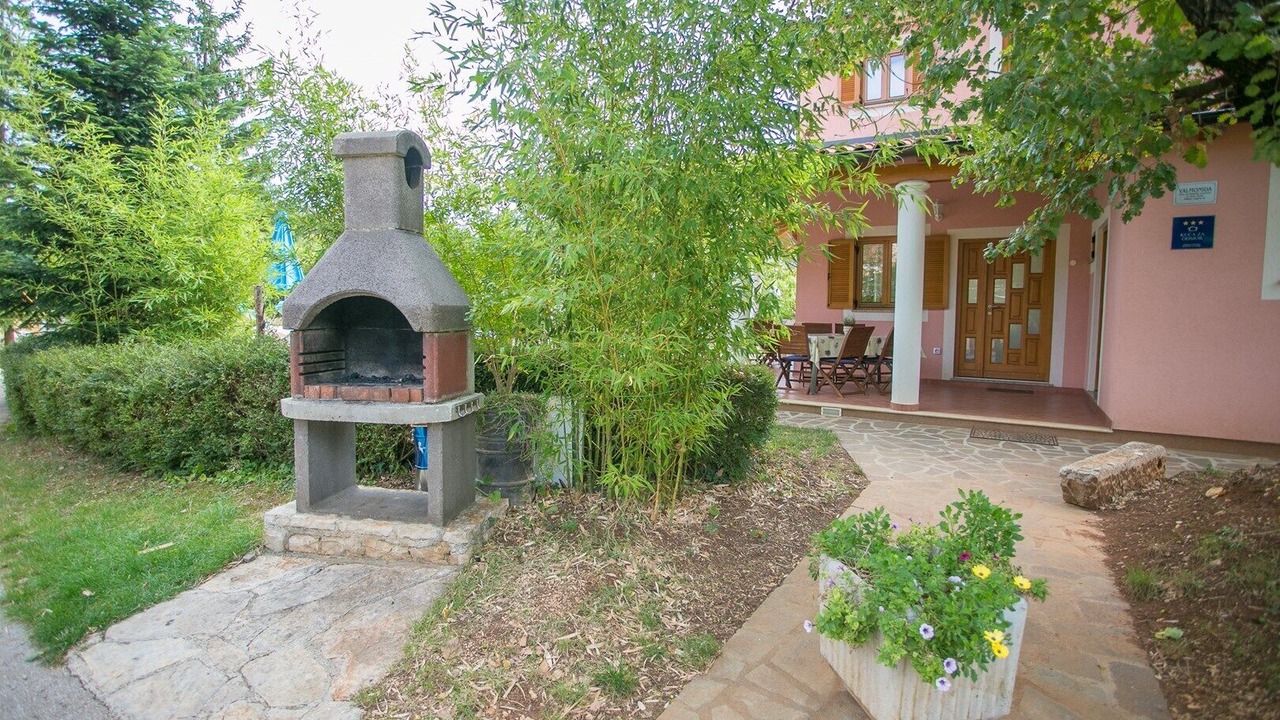 Photo of Patio Balcony in Laginji