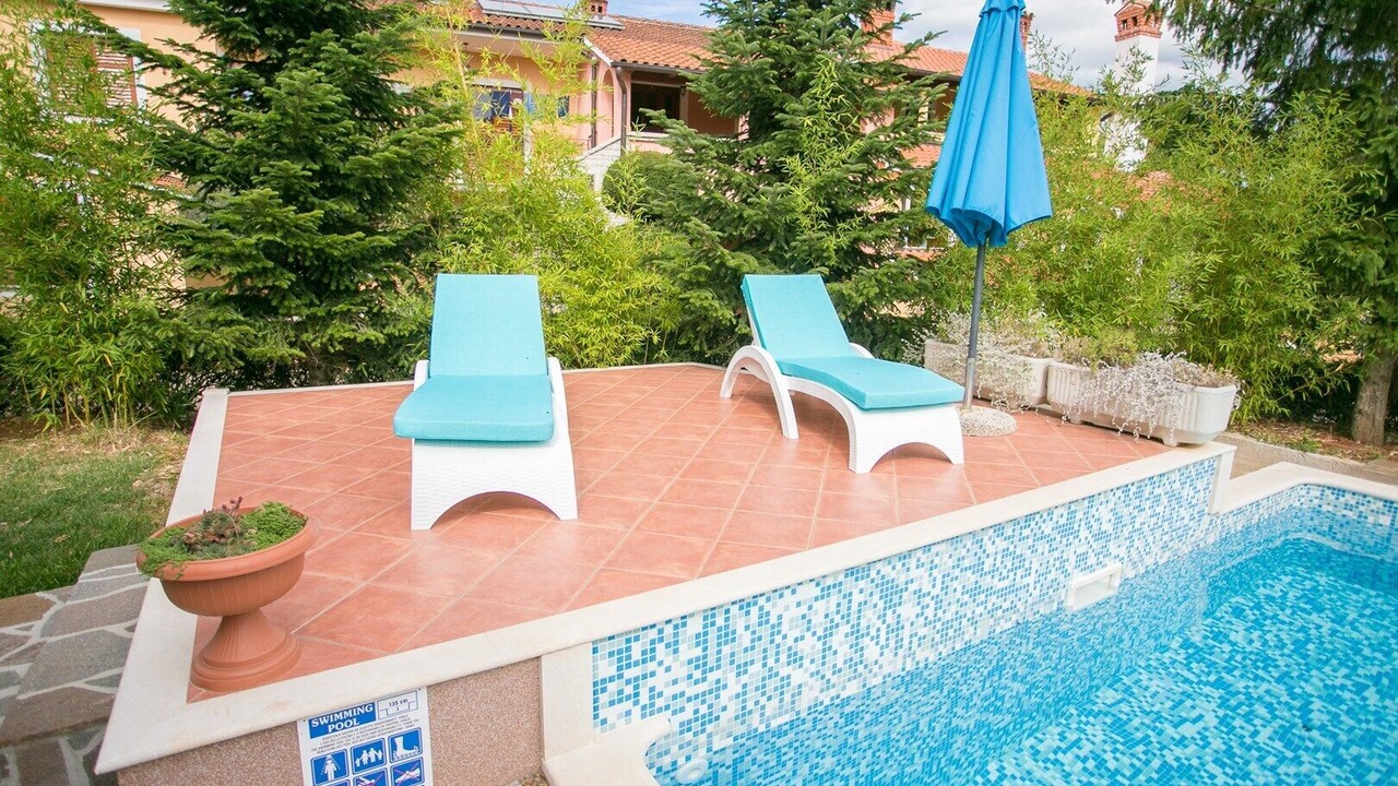 Photo of Outdoor in Laginji