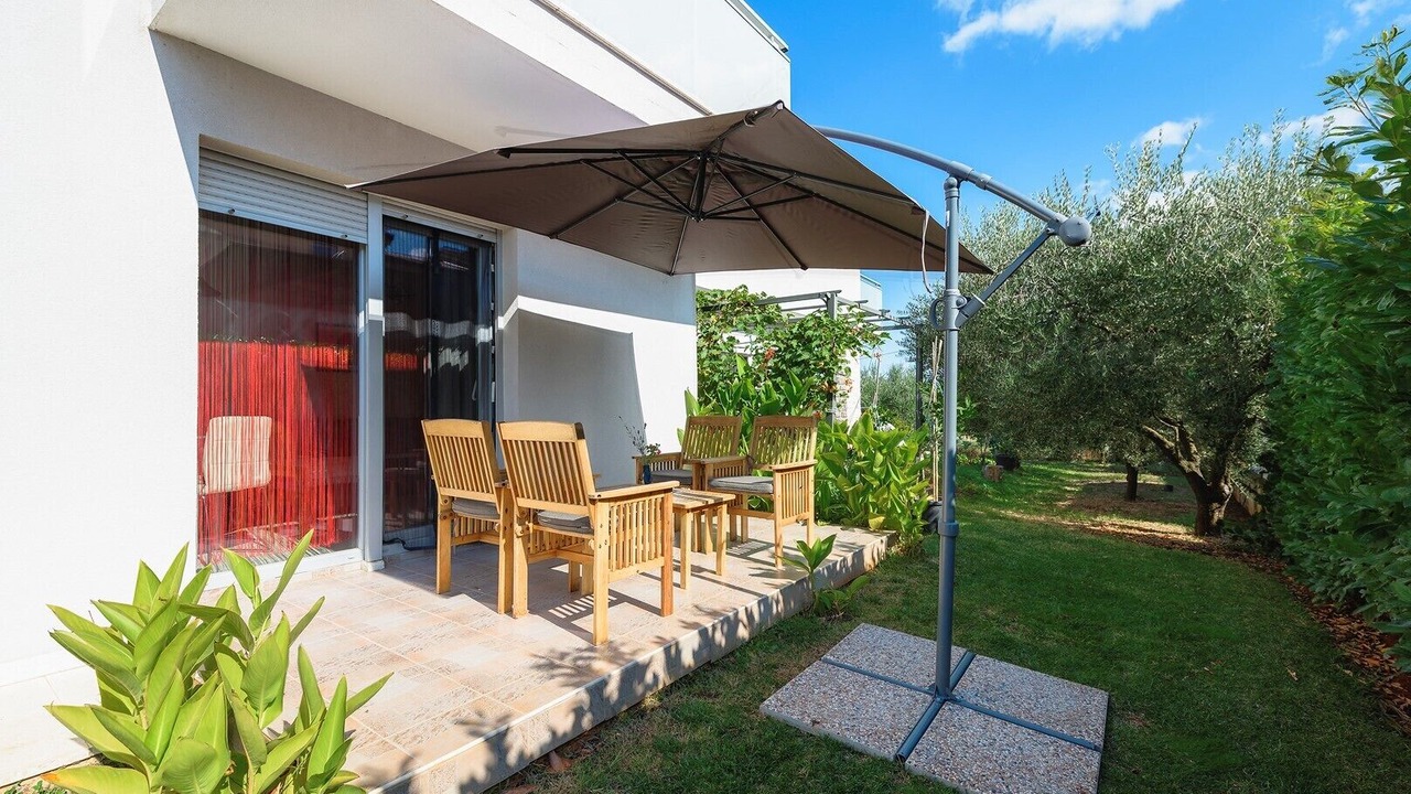Photo of Patio Balcony in Đuba