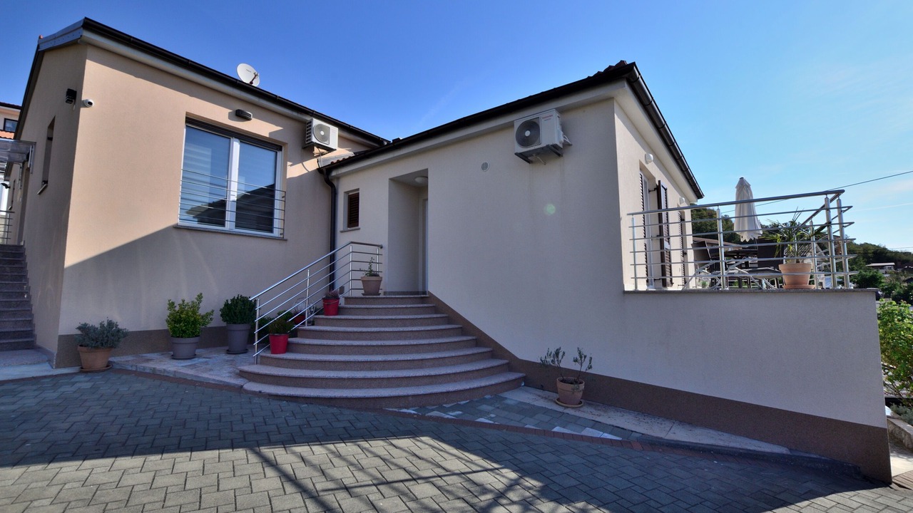 Photo of Outdoor in Jusici