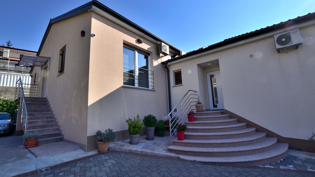 Photo of Outdoor in Jusici