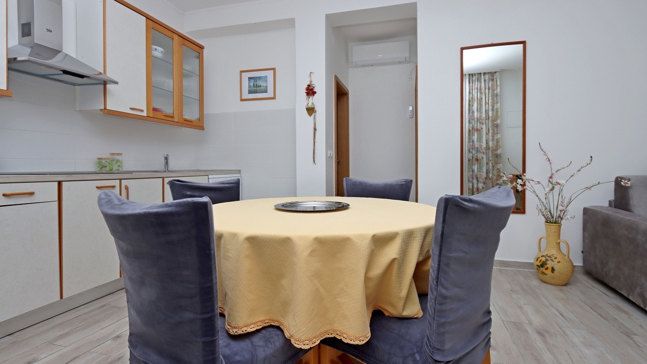 Photo of Livingroom in Suha Punta