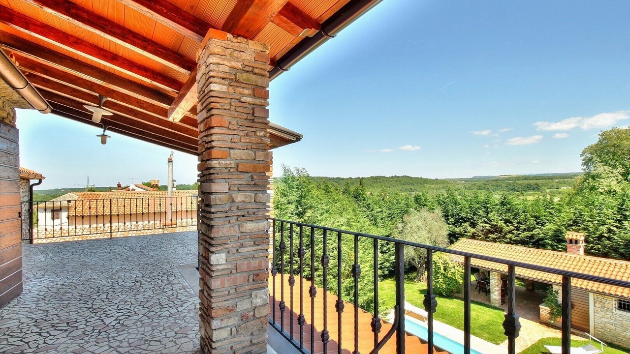 Photo of Patio Balcony in Materada