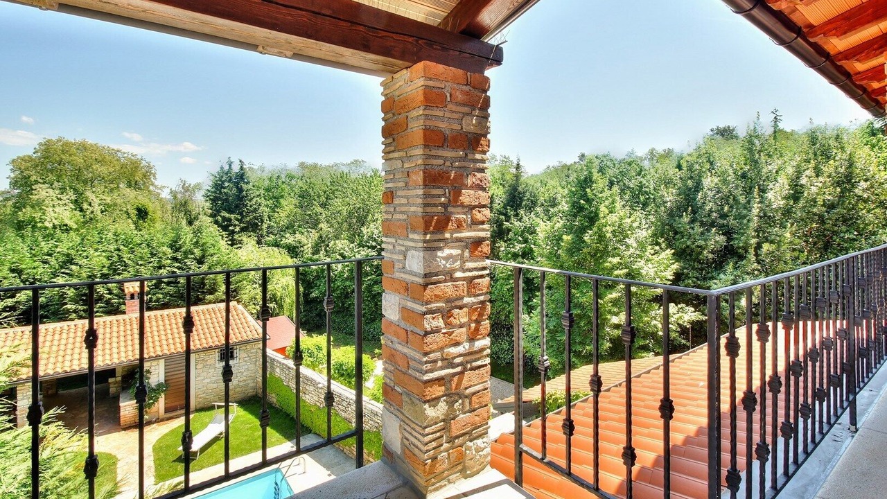 Photo of Patio Balcony in Materada