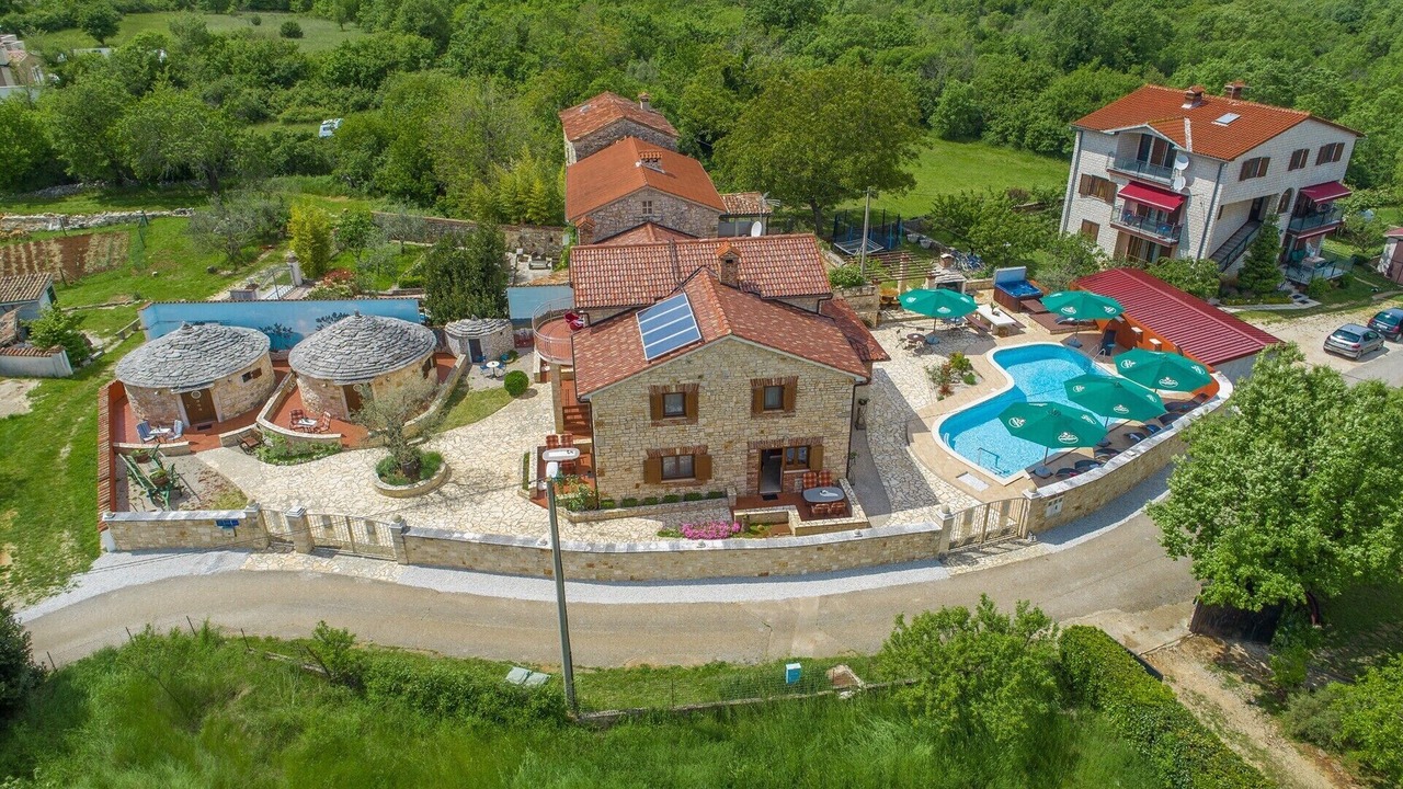 Photo of Outdoor in Kruncici