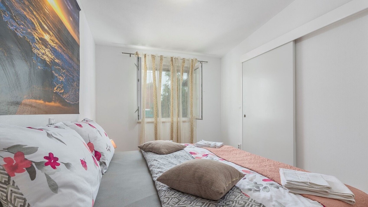 Photo of Bedroom in Vabriga