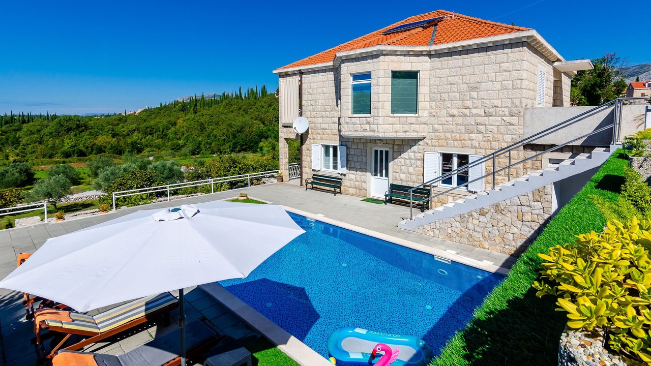 Photo of Outdoor in Popovici