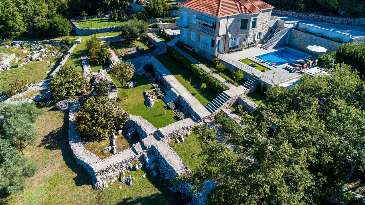 Photo of Outdoor in Popovici
