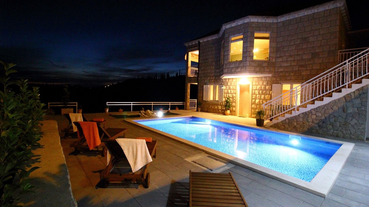 Photo of Outdoor in Popovici