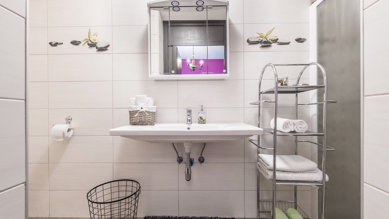 Photo of Bathroom in Topid
